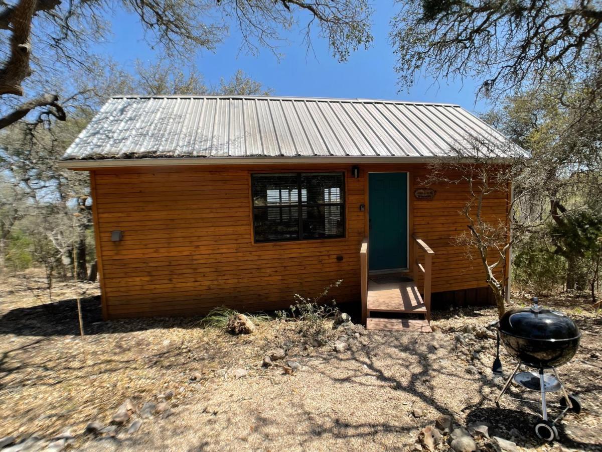 Walnut Canyon Cabins Fredericksburg Buitenkant foto