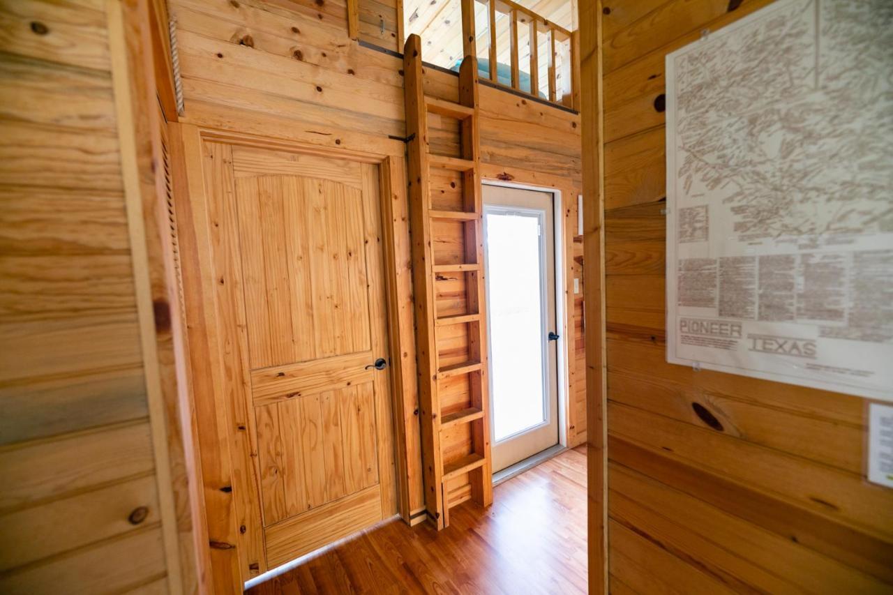 Walnut Canyon Cabins Fredericksburg Buitenkant foto